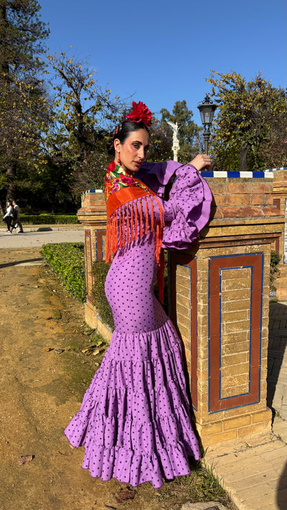 Modelo Canastera lila/morado